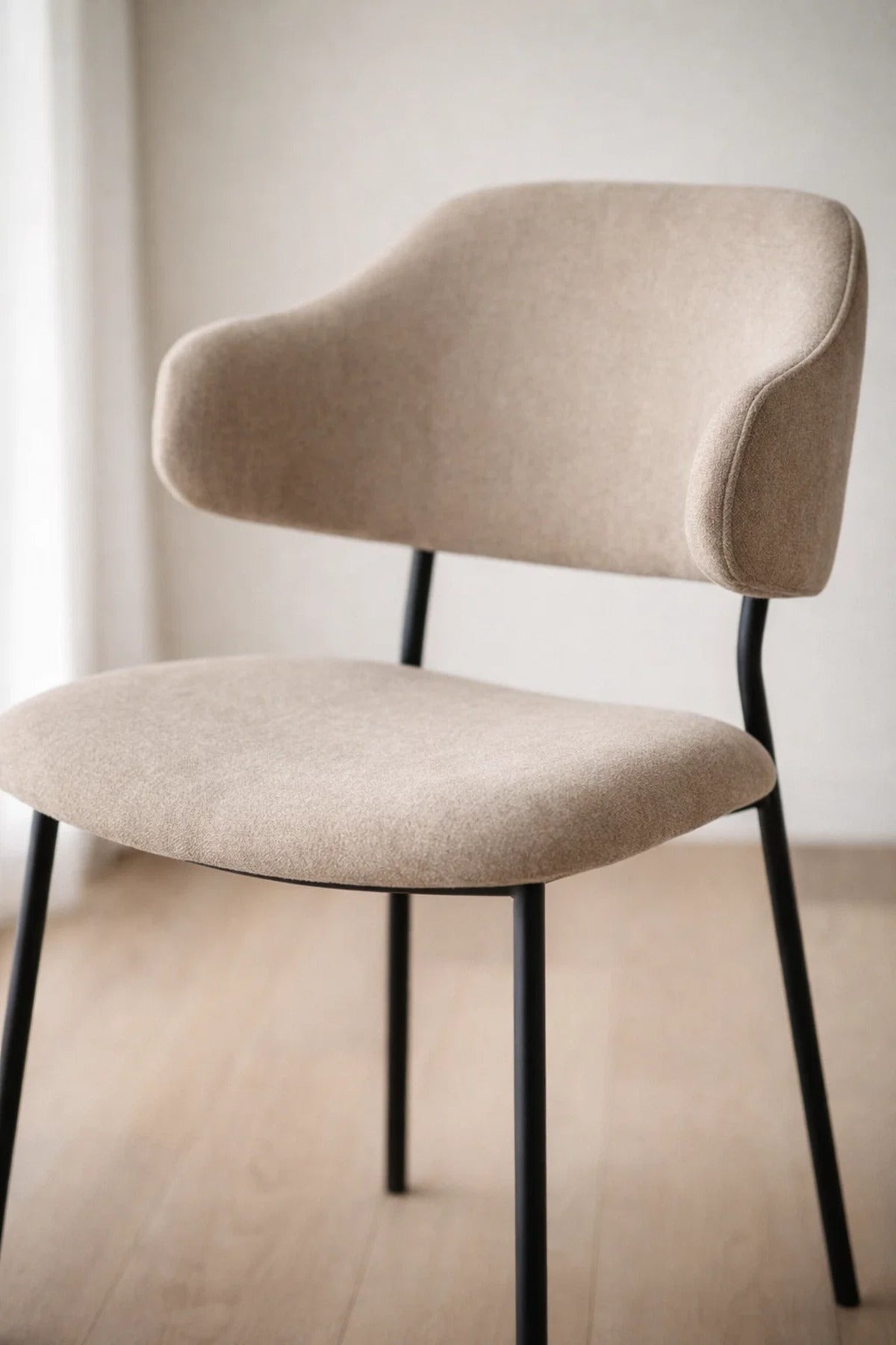 Beige Upholstered Chair with Black Metal Legs, Modern Design beige upholstered chair