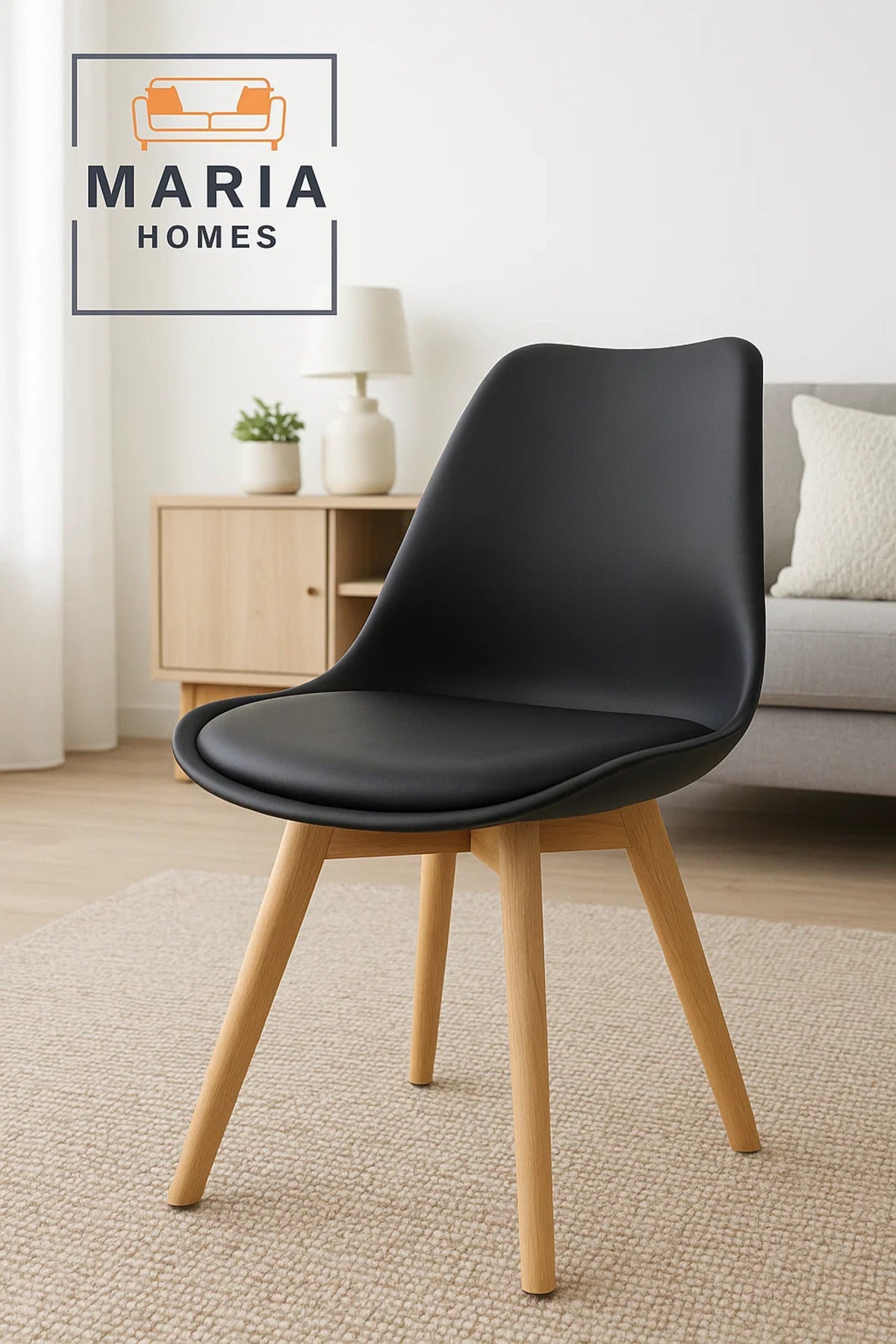 Modern Black Dining Chair with Wooden Legs Ð Ergonomic Plastic Seat for Home, Office, or CafŽ Use